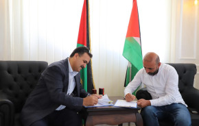 توقيع اتفاقية تنفيذ مشروع إعادة تأهيل طريق رابط أبو الهوى - المدارس