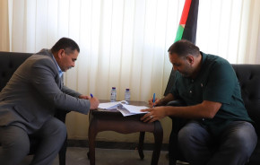 البلدية توقع اتفاقية تطوير البنية التحتية للإنترنت في السموع