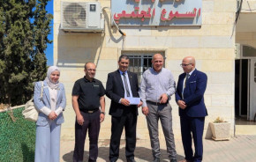مركز البلدية المجتمعي يتلقى مساهمة مجتمعية من البنك الإسلامي الفلسطيني