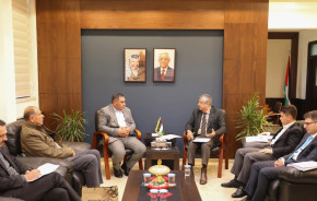 رئيس البلدية يلتقي معالي وزير الأشغال العامة والإسكان