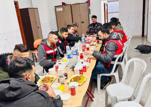 رئيس بلدية السموع يشارك في إفطار جماعي نظمته مديرية الدفاع المدني