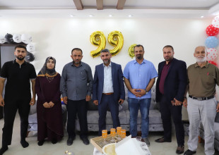 البلدية تهنئ 6 طلبة يتفوقون بمعدل 99 فما فوق بالثانوية العامة