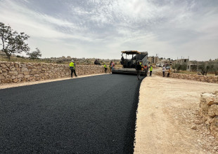 البلدية تنهي أعمال تأهيل وتعبيد 3 طرق بتمويل ذاتي