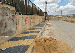 استمرار العمل في مشروع أرصفة "أم النوار"