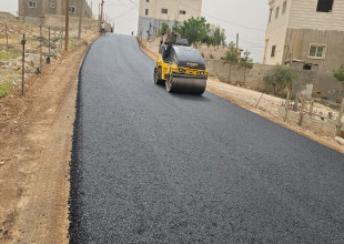 البلدية تنهي أعمال تأهيل وتعبيد 3 طرق بتمويل ذاتي