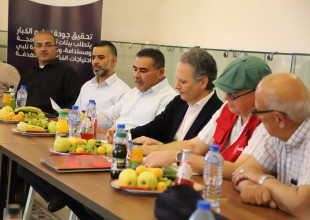 القنصل الإسباني ومعهد أريج يزوران جمعية السموع التعاونية الزراعية ويطّلعان على مشاريع الاقتصاد الدائري والشراكة التنموية