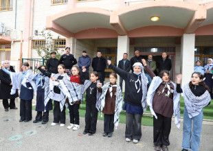 البلدية تشارك في حملة تخضير بلادي بمدرسة شهداء السموع