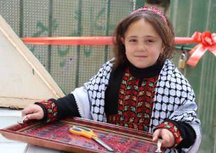 البلدية تشارك في حملة تخضير بلادي بمدرسة شهداء السموع