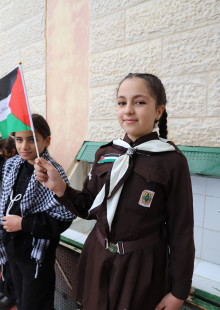 البلدية تشارك في حملة تخضير بلادي بمدرسة شهداء السموع