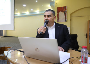 بالتعاون مع القدس المفتوحة - يطا: تنفيذ اللقاء الإرشادي لطلبة الثانوية العامة بالسموع