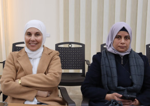 البلدية تستضيف اجتماعًا لمناقشة وتقييم الوضع الأكاديمي والتربوي