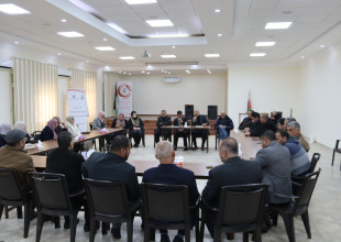 البلدية تستضيف اجتماعًا لمناقشة وتقييم الوضع الأكاديمي والتربوي