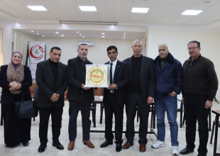 البلدية تستضيف اجتماعًا لمناقشة وتقييم الوضع الأكاديمي والتربوي