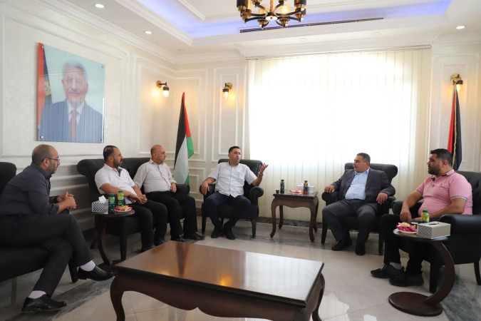 السياحة والآثار تبحث مع البلدية موقع إنشاء متحف وطني ومكتب للوزارة بالسموع