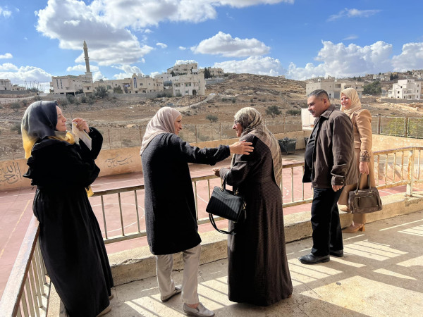 رئيس البلدية يتفقد مدرسة خليل الوزير الأساسية