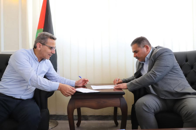 توقيع اتفاقية مشروع "تجدد الأمل - تشغيل أيدي عاملة"