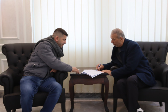 البلدية توقع اتفاقية لإنشاء مضخة مياه في رافات