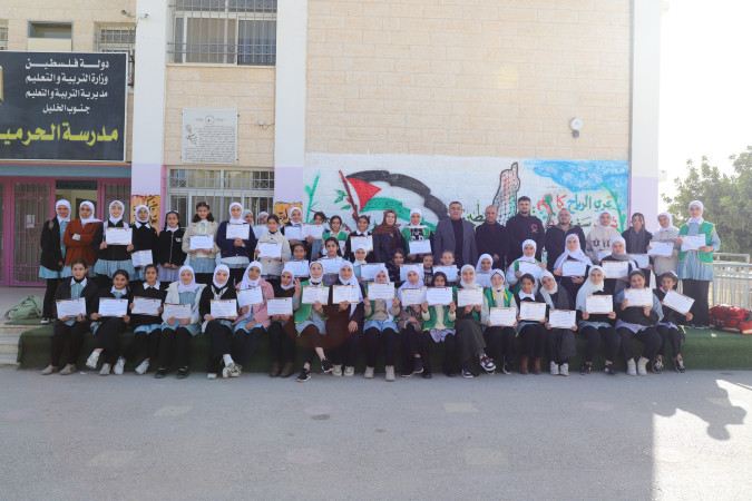 إسعاف البلدية يختتم دورة إسعاف أولي بمدرسة بنات الحرمين