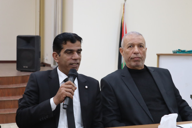 البلدية تستضيف اجتماعًا لمناقشة وتقييم الوضع الأكاديمي والتربوي